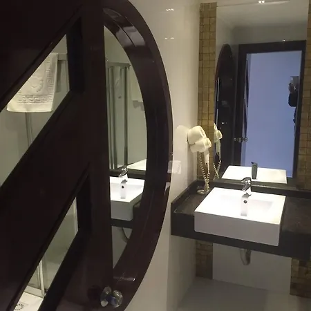 Hotell Mostar 3*